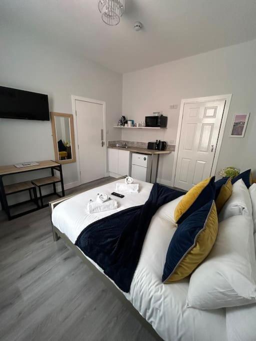 Ferienwohnung The Niche York Exterior foto